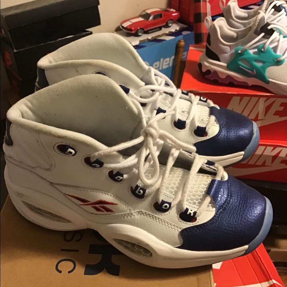 Reebok question ones blue toes mids size 6 1/2